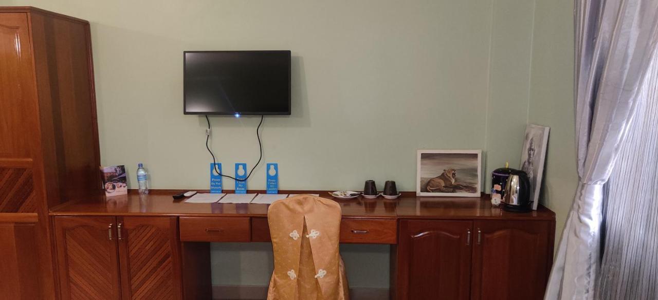 Summit Lodge Marombosa Екстер'єр фото