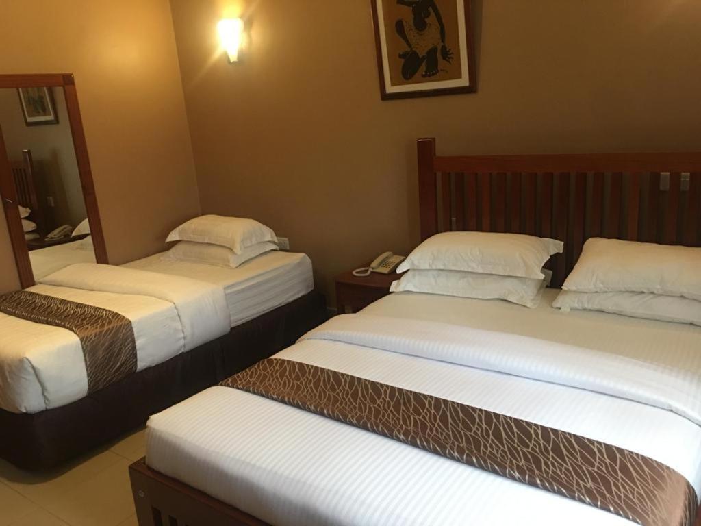 Summit Lodge Marombosa Екстер'єр фото